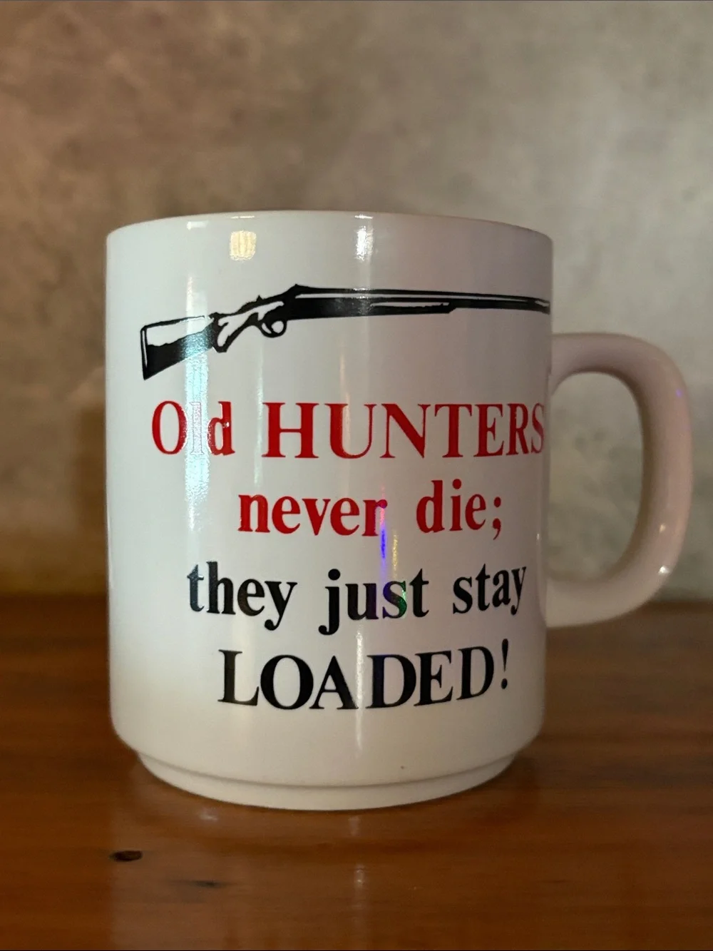 White 'Old Hunters Never Die' Ceramic Funny Vintage Coffee Mug Great Gift